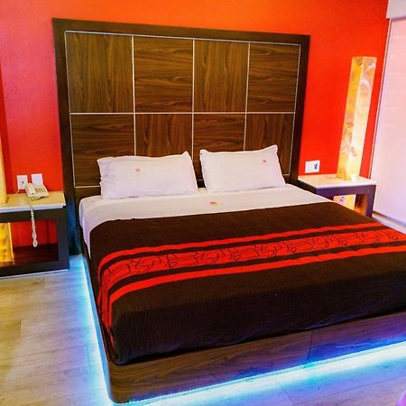 Plutarco Suites Mexico Extérieur photo