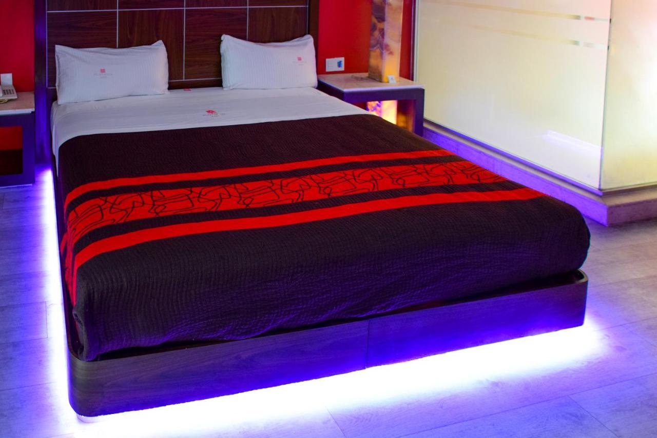 Plutarco Suites Mexico Extérieur photo